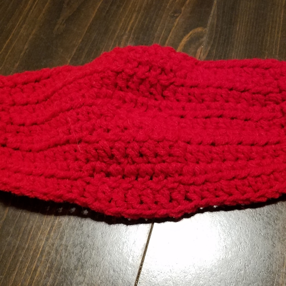 Hand crocheted face masks w/removable flannel lini - Picture 4 of 16